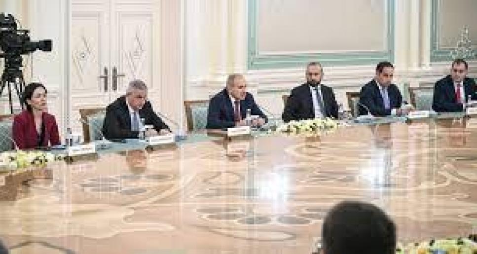 Армения Премьер-министрі бұл сапар екіжақты қарым-қатынасты тереңдетуге және ынтымақтастықты стратегиялық серіктестік деңгейіне көтеруге оңтайлы сәт екенін атап өтті