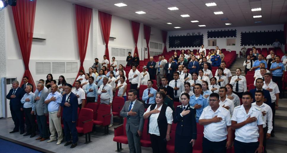 ТӘУЕЛСІЗДІК ТҰҒЫРЫ – АТА ЗАҢ КҮНІ МЕРЕКЕЛЕНДІ