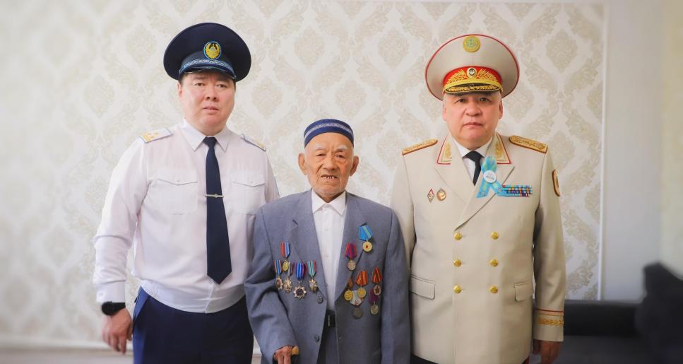 Атыраулық тыл ардагеріне Президент марапаты табысталды